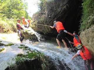 沈阳到本溪关山湖团队旅游 沈阳周边旅游团建 沈阳到关山湖拓展一日